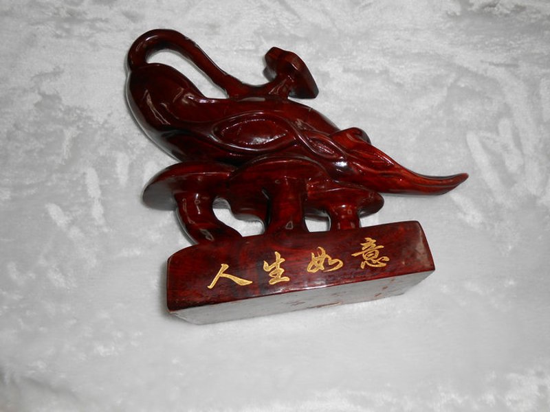 龙景玫瑰园：打造您的理想家园